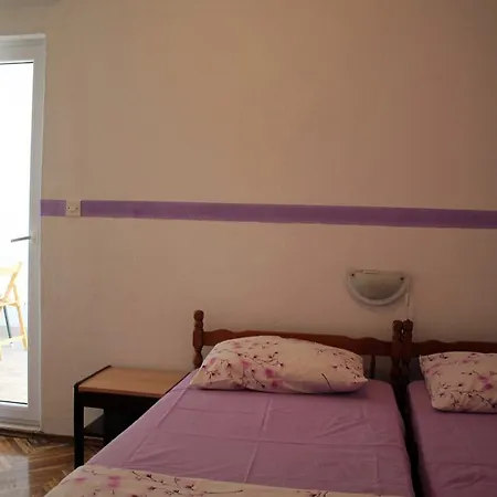 Apartment Kristina & Valentina Zaostrog